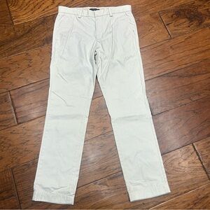Banana Republic Men's Aiden Chino‎